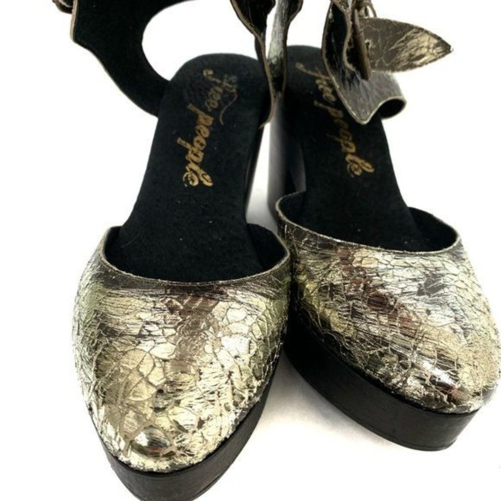 Free People Crushed Gold Metallic Platform Block Heels - Size 6